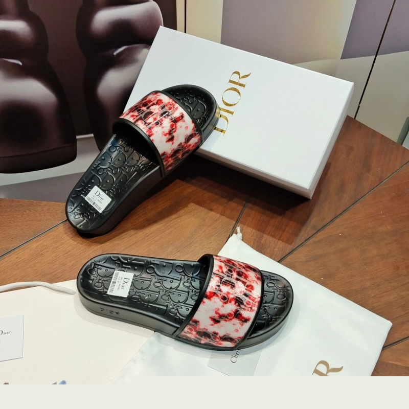 ch**an D*or slippers